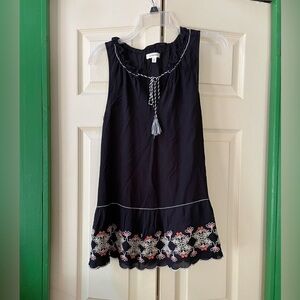 Max Studio Black Sleeveless Blouse with Embroidery